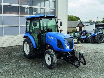 New Holland Boomer 50 CAB
