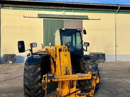 JCB 541-70