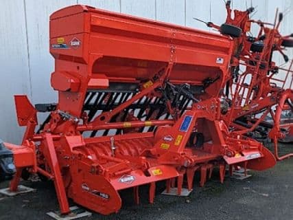 Kuhn E 320D / HRB 303D