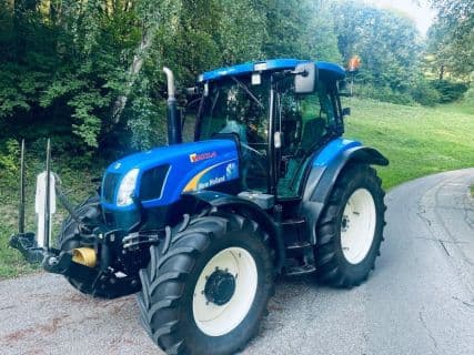 New Holland TS110A