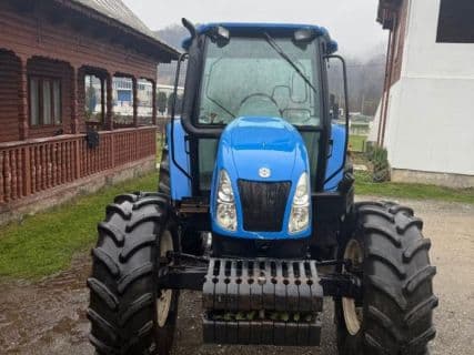 New Holland T5060