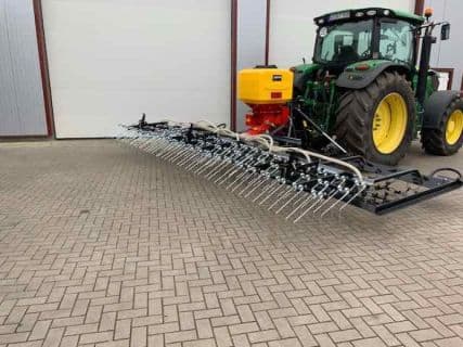 Voratek Wiesenegge 6m mit Striegel und Nachsaatgerät