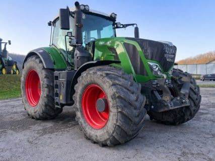 Fendt 828 VARIO S4 PROFI