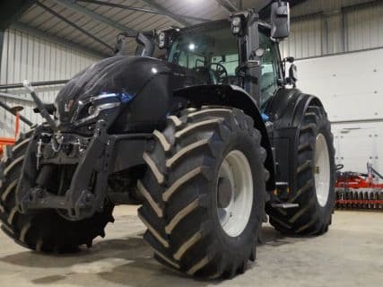 Valtra Q265