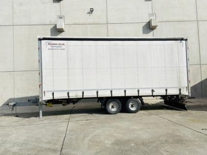 Möslein TP 11 Schwebheim Tandem- Schiebeplanen zu