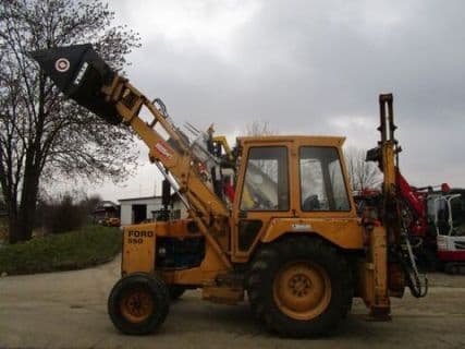 FORD 550 mit neuwertiger Schaufel
