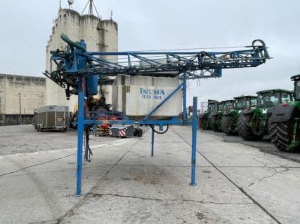 Inuma IUAS 3021 Aufbau für Unimog