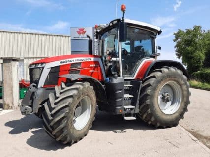 Massey Ferguson 8S.225