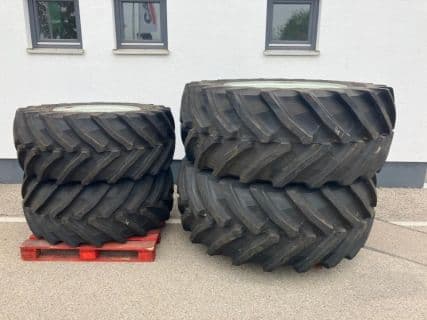 Trelleborg 600/60R30 u. 710/60R42 TM 1060