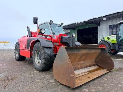 Massey Ferguson 8925 / Sambron 9255
