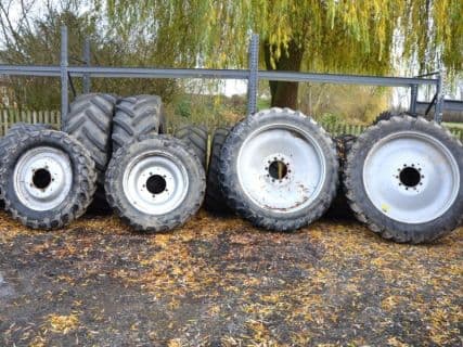 Continental 320/90R32 und 340/85R48 2,25m