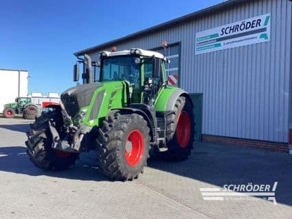 Fendt 824 VARIO S4 PROFI PLUS