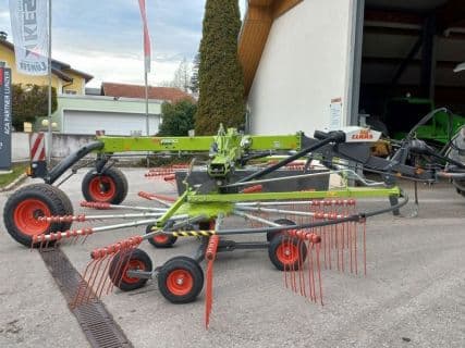 Claas Liner 2800 Trend