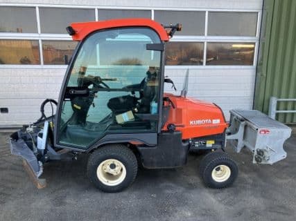 Kubota F3890