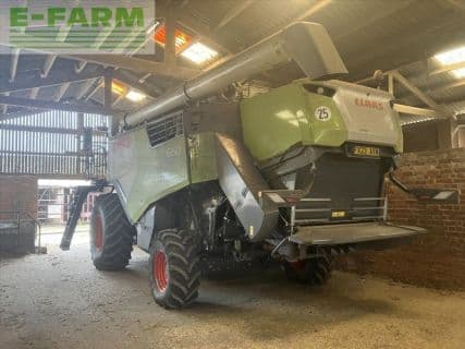 Claas TRION 650