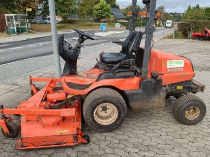 Kubota F3890 med 4 WD og spare