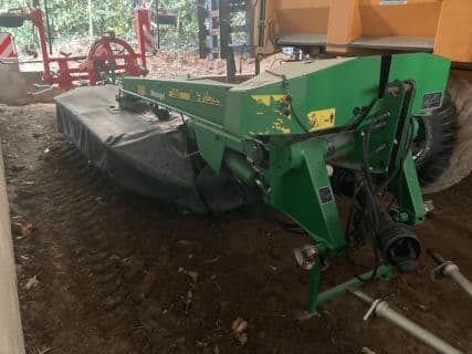 John Deere 331