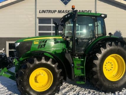 John Deere 6215R Med frontlift