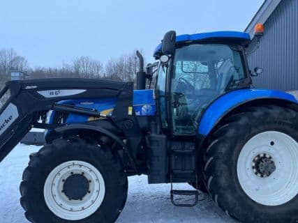 New Holland T7030 AUTOCOMMAND + frontlæsser fra 2018