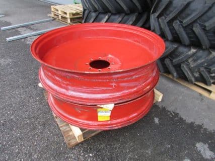 Trinker Felgen 10x46 passend für 300er Fendt