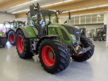 Fendt 724 S4 PROFI PLUS