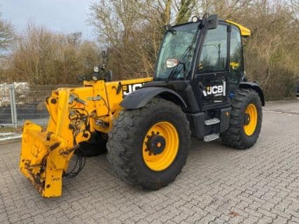 JCB 560-80 AGRI SUPER