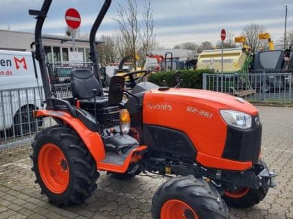 Kubota B2-261HR