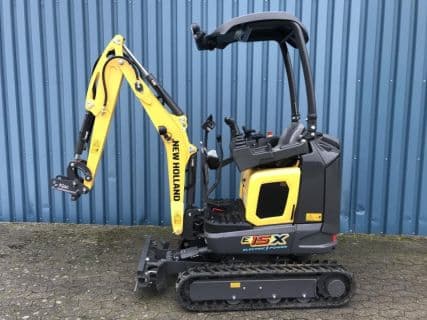 New Holland E15X minigraver
