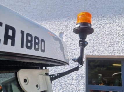 Steyr Rundumleuchtenhalter li. oder re.