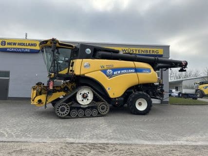 New Holland CR 10.90