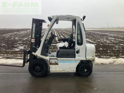 Nissan dieselstapler 2,5t triplexmast seitenschu