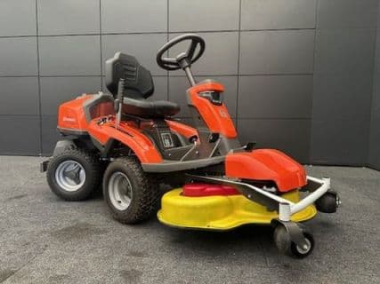 Husqvarna Rider R316TsX AWD mit 94cm Mähdeck,