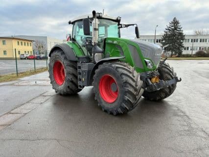 Fendt 828 Vario S4 Profi+