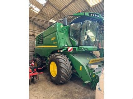 John Deere T660