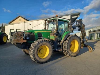 John Deere 6930