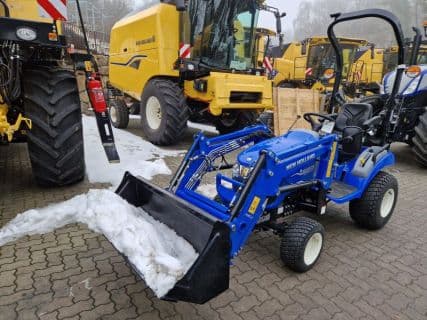 New Holland Boomer 25 C