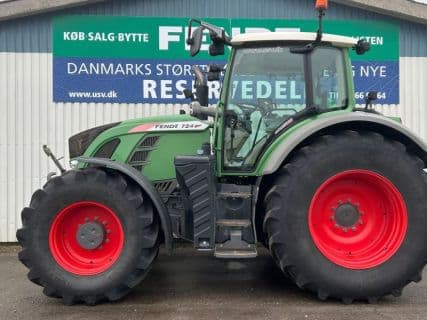 Fendt 724 Vario S4 Profi Plus