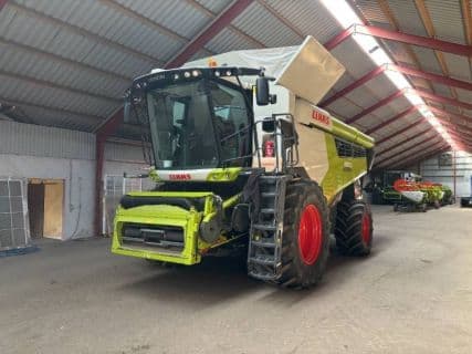 Claas Lion 8800 4WD