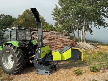 Junkkari Holzschredder Holzhäcksler Holzhacker Buschholzhacker