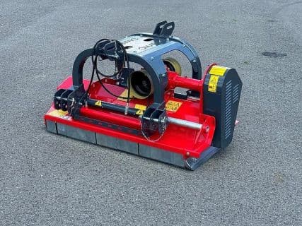 Omarv Schlegel  Mäher Roero 135 FF