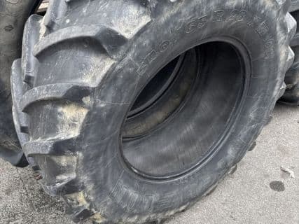 Michelin 540/65R28 XM 108