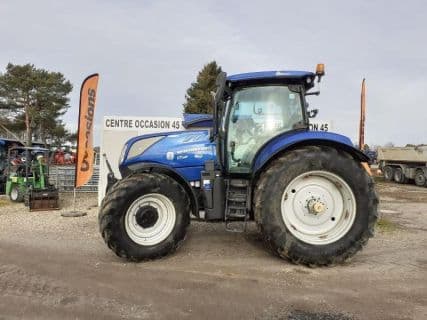 New Holland T7.225AC