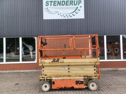 JLG LIFT