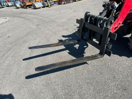 Stekro Palettengabel 2,0to Weidemann-Aufnahme