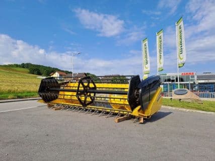 New Holland NH 400 es 4m Schneidwerk