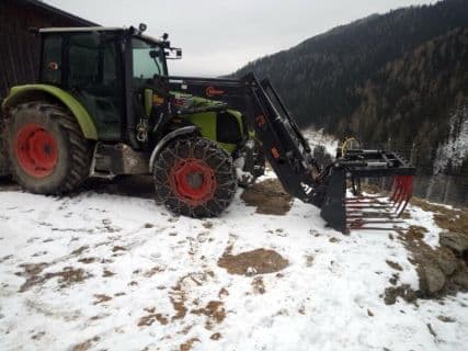 Claas Axos 320