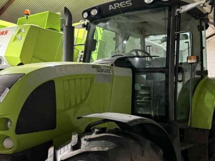 Claas Ares 697