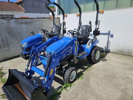 New Holland Boomer 25 C