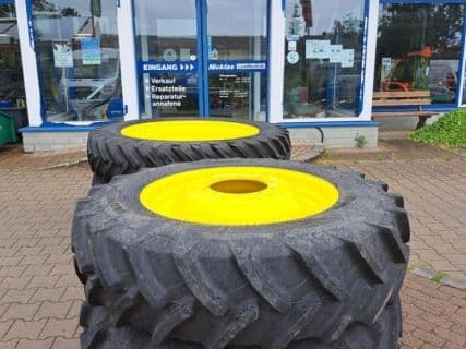 CEAT 380/85R34 + 380/90R50