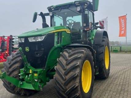 John Deere 7R310